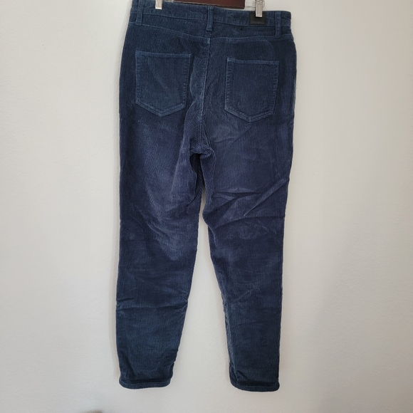 BDG Mom High Rise corduroy pants - Picture 8 of 9